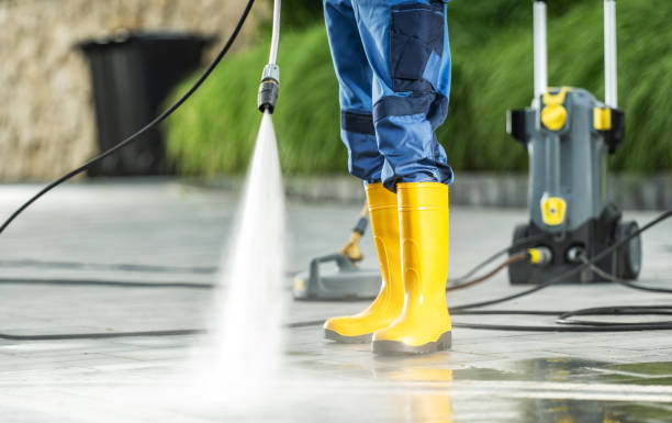 Why Choose Our Certified Pressure Washing Experts for Your Project Needs in South Daytona, FL?